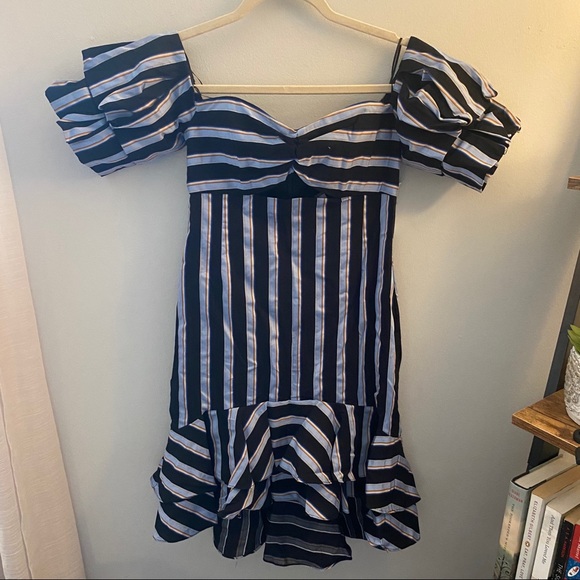 NWT Wayf Teagan Strapless Dress - Picture 2 of 4